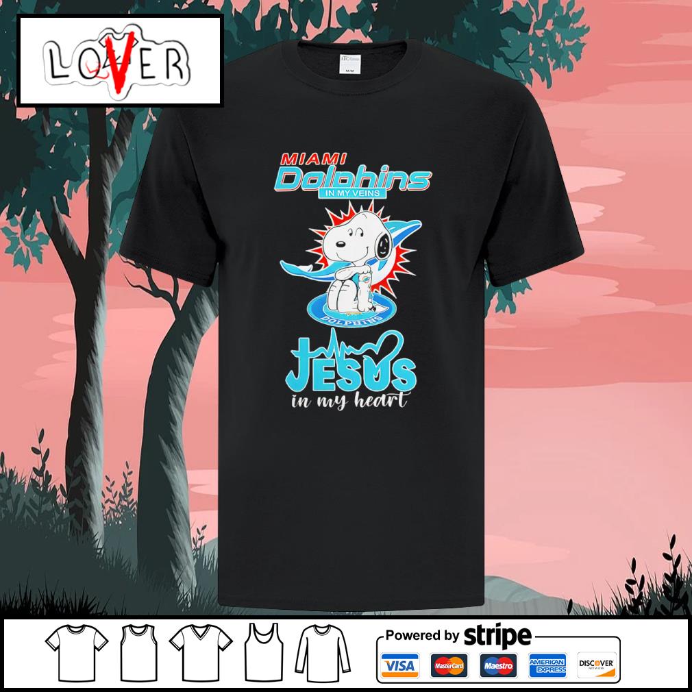 Snoopy Hugs The Miami Dolphins Heart T-Shirt - T-shirts Low Price